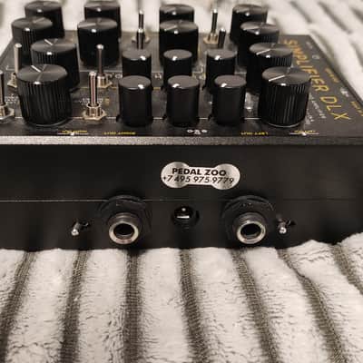 DSM & Humboldt Electronics Simplifier Deluxe Zero-Watt Stereo Guitar Preamp / CabSim / DI 2021 - Black imagen 3