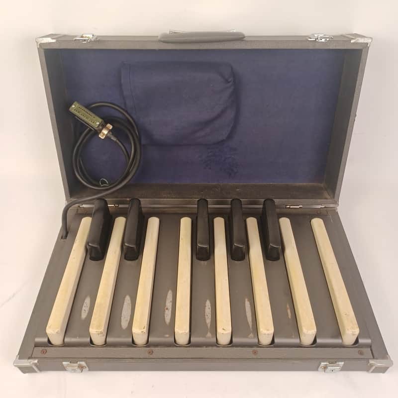 Yamaha BP-1 Bass Pedal 13-Keys +Cable+Case For: YC10/20/25D/30D/45D Combo Organs image 1
