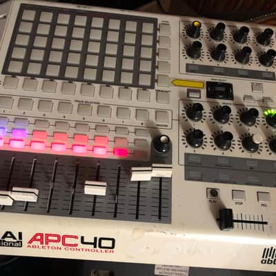 Akai APC40 Ableton Controller 2010s - White image 2