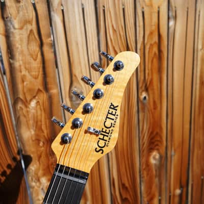 Schecter DIAMOND SERIES PT Classic - Caribbean Fade Burst 6-String Electric Guitar w/ Black Tweed  Hard Case image 4