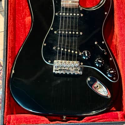 Fender Stratocaster 1977 - Black image 9