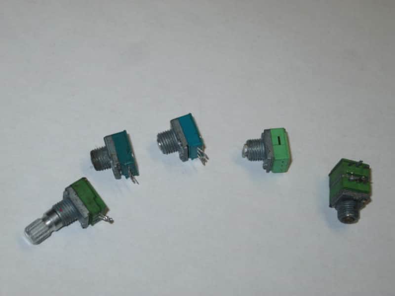 FIVE broken (for parts - AS IS/ FINAL SALE) Boss / Alpha & Alps  potentiometers (various values) 1990s - 2010s - 3 green, 2 teal, 4 are square, 1 is rectangle (stacked) values are in the description (NO: pedals/other items) image 1