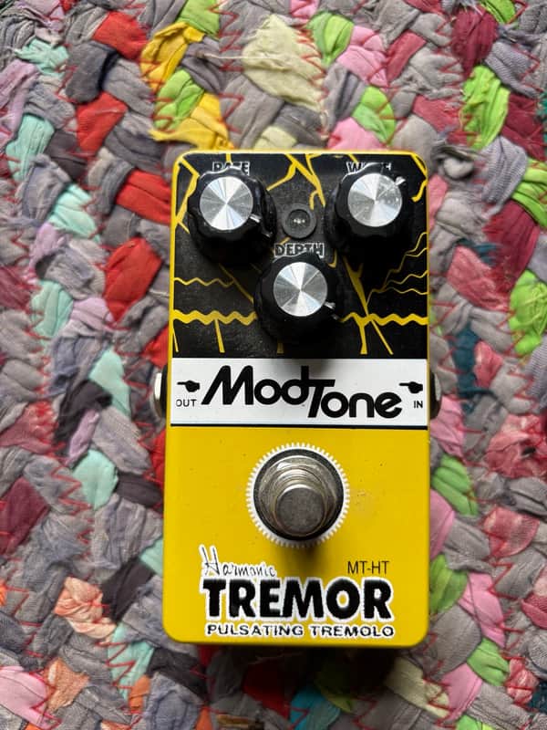 Modtone Harmonic Tremor Pulsating Tremolo 2010s - Special Edition Yellow image 1
