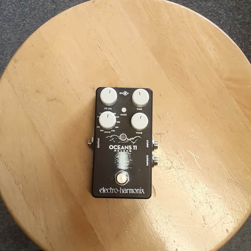 Electro-Harmonix Oceans 11