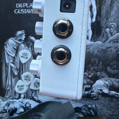 Keeley Caverns Reverb / Delay V2 - Present image 4