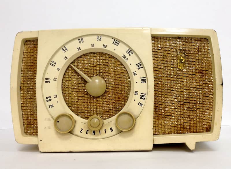 1955 Zenith Model T723 Tube Radio - 1955 Zenith Model T723 | Reverb