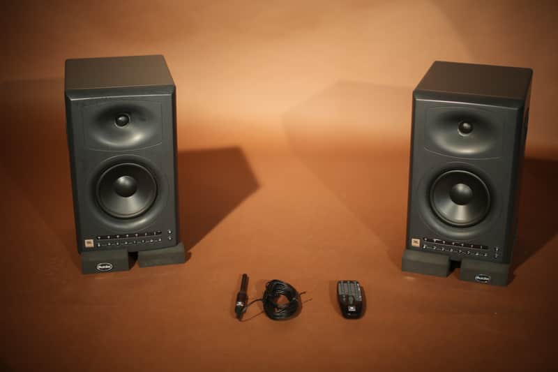 JBL LSR 4326p Kit with room mode correction mic and remote 2012 - Cleaned Tacky Dark Gray image 1