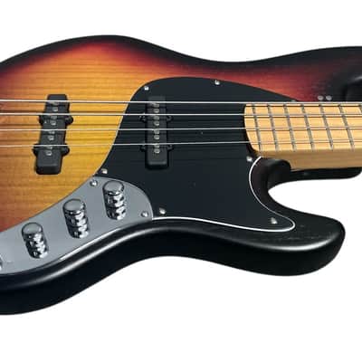 Sandberg California TT-4 SuperLight, 3-Tone Sunburst with Roasted Maple *On Order, ETA Dec. 2027 image 3