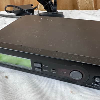 Shure SLX4 H5 UHF Wireless Microphone Receiver w/PS 518-542 MHz - Two Available image 1