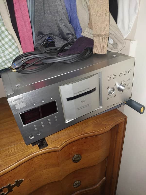 Sony Dvp-cx777es - Silver