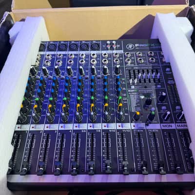 Mackie ProFX12v2 12-Channel Effects Mixer image 2