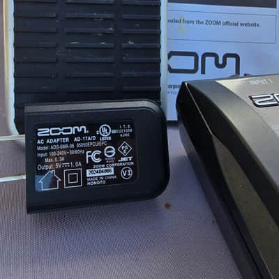 Zoom R8 Recorder: Interface: Controller: Sampler 2010s - Black image 4