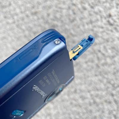 Panasonic SX56 Walkman Cassette Player, Excellent Blue ! Working ! image 9