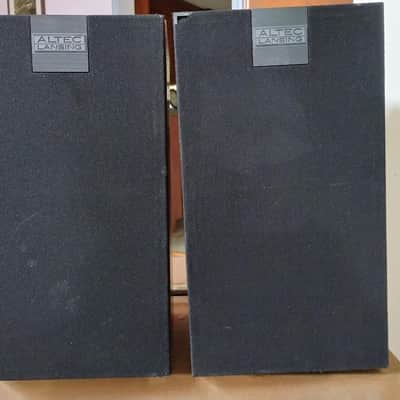 Ultra rare Altec Lansing Model 101 large bookshelf speakers in excellent condition - 1980's image 2