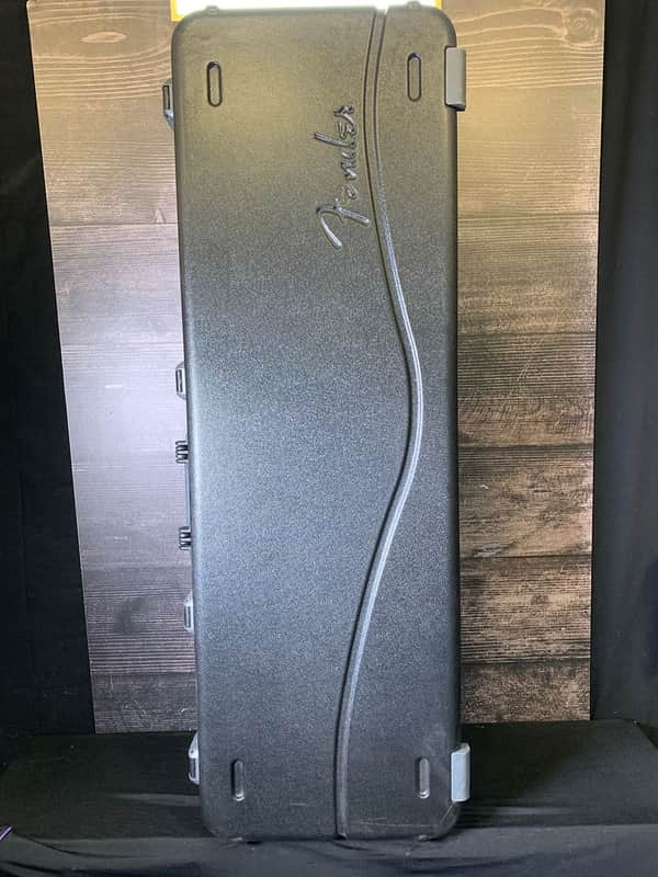 Fender Deluxe Molded Bass Case (Charlotte, NC) image 1