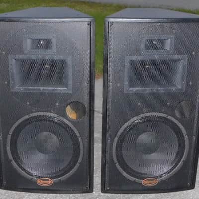 Klipsch KI-362 professional series 15" 3 way speakers image 2