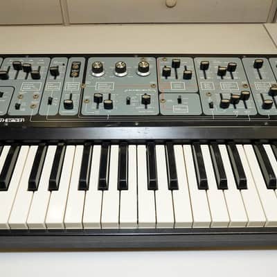 Roland System 100 Model 101 37-Key Synthesizer 1975 - 1979 - Black image 2
