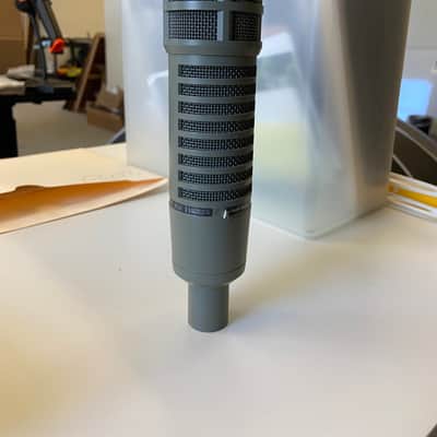 Electro-Voice RE20 Cardioid Dynamic Microphone 1968 - Present - Gray