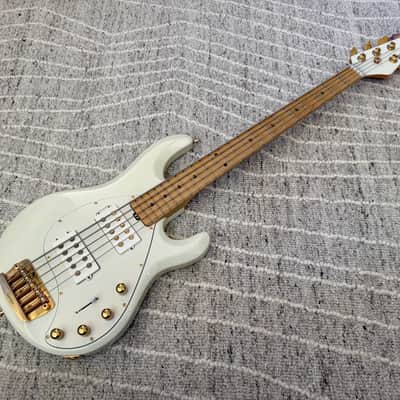 Ernie Ball Music Man Stingray 5 HH 2015 - Ivory White image 4