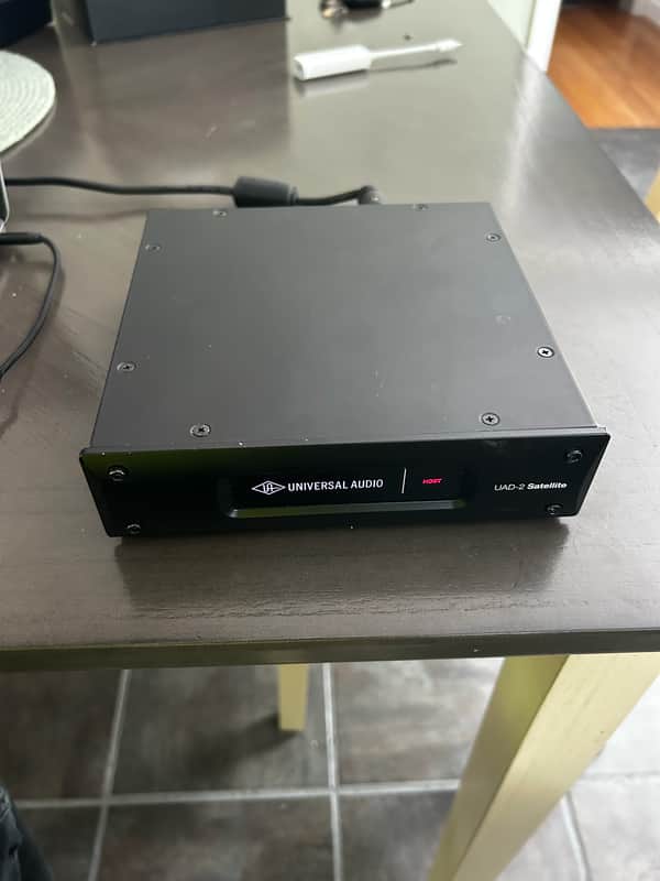 Universal Audio UAD-2 Satellite QUAD Core Thunderbolt DSP Accelerator 2019 - 2020 - Black WITH 2 Thunderbolt cables and adapters image 1