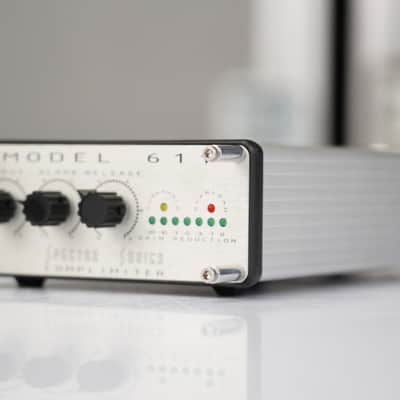 Spectra Sonics Model 611 Complimiter Single Channel Mic/DI Compressor #57638 image 11