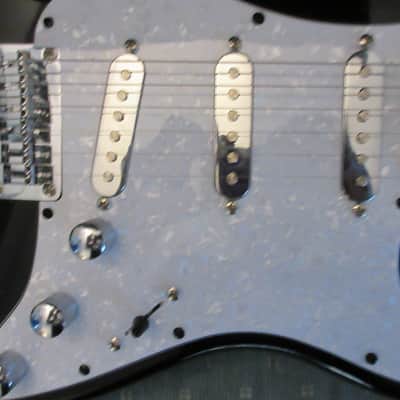 ~Cashified~ Fender Squier StratoCaster image 3