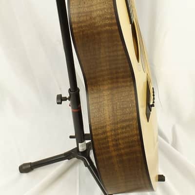 Breedlove Revival OOO Custom 2009 Sitka Spruce / Walnut image 7