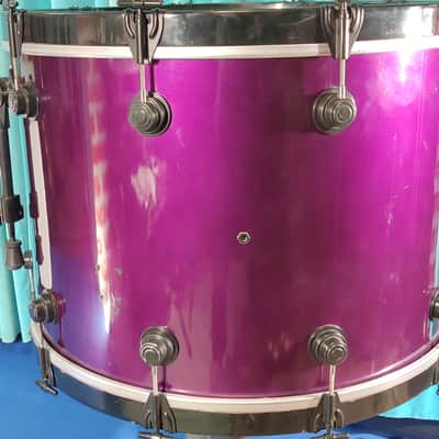26x18 DW Precollectors maple bass drum Keller shell image 3