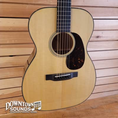 Martin 00-18 Grand Concert Acoustic Guitar with Martin Hard Case (2025) image 1