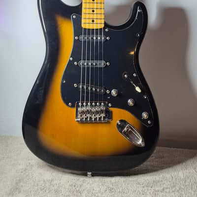Upgraded Squier CV '50s Stratocaster 2018 - 2-Tone Sunburst image 2