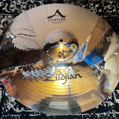 ジルジャン Aカスタム ミディアムライド20\" Zildjian A Custom Medium Ride Cymbal 20 in. | Guitar Center
