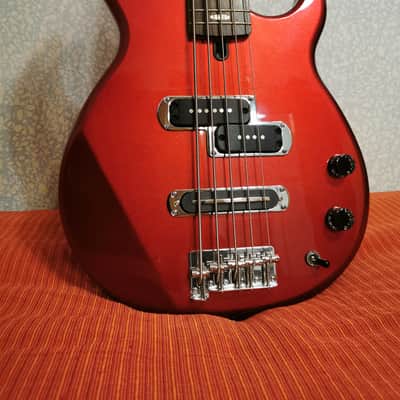 Yamaha BB425 Metallic Red - 5 strings electric bass image 4