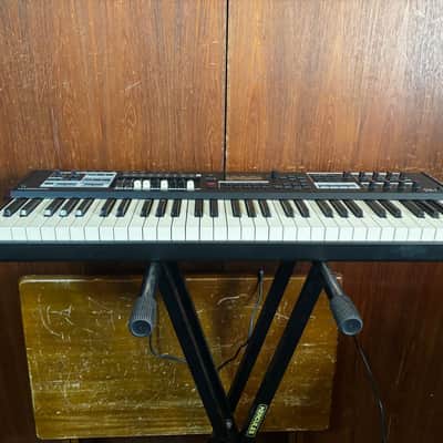 Hammond Sk1 61-key Portable Combo Organ w/ gig bag power supply image 4
