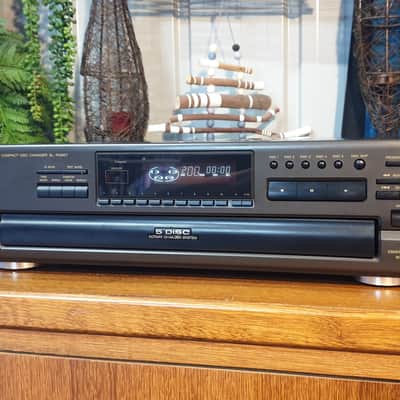 Technics SL-PD867 High Quality 5 Disc CD Player Carousel - Made in Japan image 3