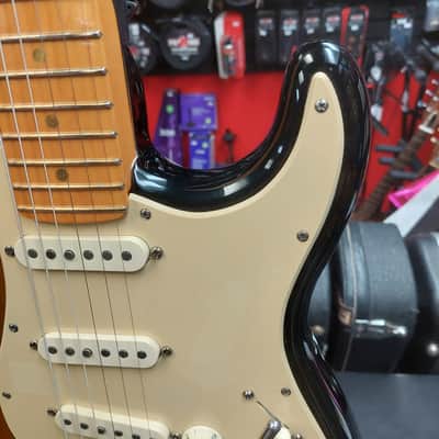 2006 Fender Stratocaster American Deluxe V Neck - 60th Anniversary - Sunburst  SN# DZ5156929 "Made In USA" image 8