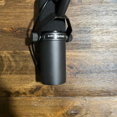 Shure SM7B Genuine Cardioid Dynamic Microphone 2001 - Present - Black image 5
