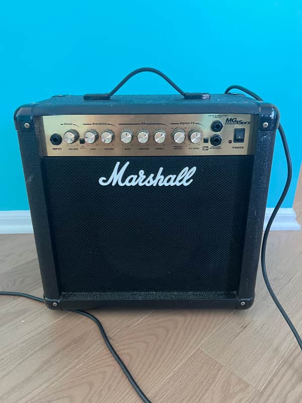 Marshall MG MG15DFX 2-Channel 15-Watt 1x8" Solid State Guitar Combo