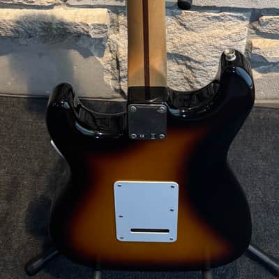 Fender Standard HSS Stratocaster with Rosewood Fretboard 2006  - Brown Sunburst image 11