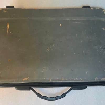 Rocktron Utopia B200 Bass Guitar Effects Processor Pedalboard w/Case - (Make OFFER!) image 8