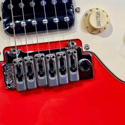 Mooer GTRS P800 Intelligent Guitar 2025 FIESTA RED image 8