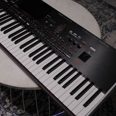 Korg Pa4X Oriental 76-Key Professional Arranger 2010s - Black image 3