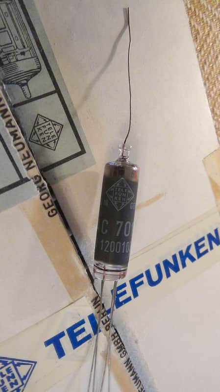 Telefunken AC701