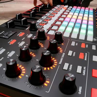 APC40 mkII Akai image 5