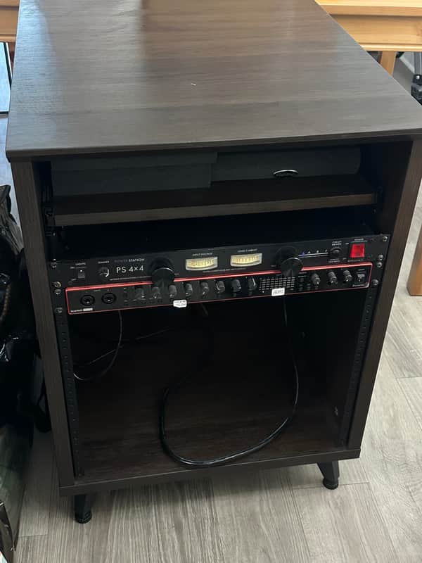 Gator Frameworks Elite Series Furniture Desk 10U Rack Cabinet image 1