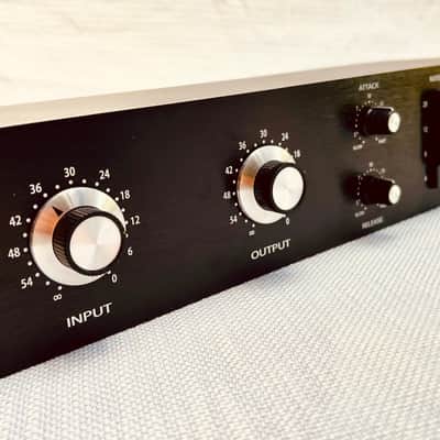 Warm Audio WA76 'First Edition' Compressor image 6