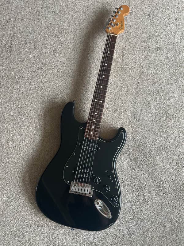 Fender Big Apple Stratocaster with Rosewood Fretboard 1997 - 2000 - Black