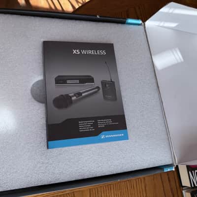Sennheiser XSW12A Wireless Presentation Set image 10