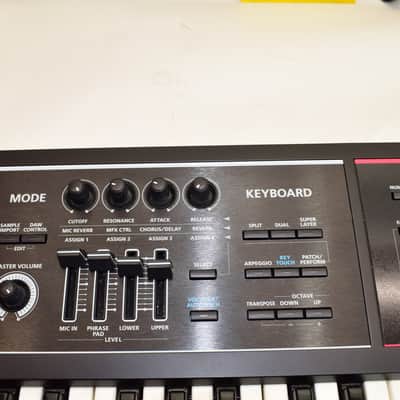 Roland JUNO-DS61 JUNO DS61 61-Key Digital Synthesizer Keyboard w/ Bag image 11