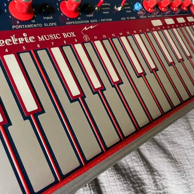 Buchla Music Easel BEMI 9/10 with TTMC Dual Envelope card! image 5