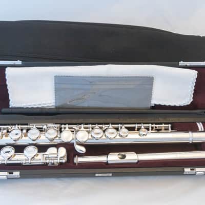 Yamaha YFL-311 Intermediate Flute *Silver Headjoint *Split-E *Made in Japan *Cleaned & Serviced image 1